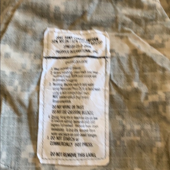 Men’s Camouflage Coat - Picture 3 of 4